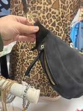 Load image into Gallery viewer, Netty Crossbody