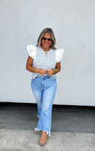 Load image into Gallery viewer, Urban Non Distressed Crop Jean