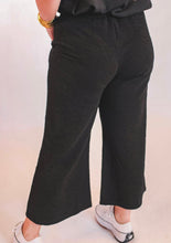 Load image into Gallery viewer, Black Textured Crop