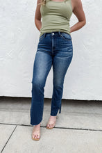 Load image into Gallery viewer, *Pre-Order* Tay Split Hem Jean