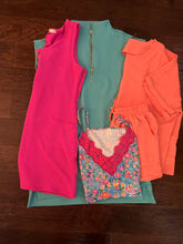 Load image into Gallery viewer, Bright Floral Tank