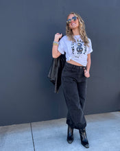 Load image into Gallery viewer, Black Barrel Jeans