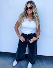 Load image into Gallery viewer, Black Barrel Jeans
