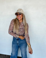 Load image into Gallery viewer, Camo Mesh Top