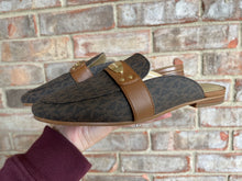 Load image into Gallery viewer, Michael Kors Mule