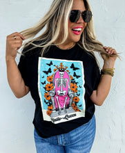 Load image into Gallery viewer, Hallo Queen Graphic