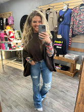 Load image into Gallery viewer, Judy Blue Distressed Denim