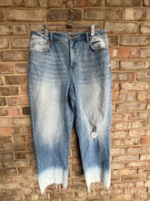 Load image into Gallery viewer, The Loft Denim Straight Crop
