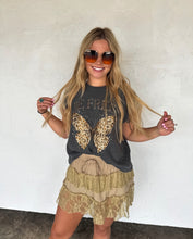 Load image into Gallery viewer, Be Free Butterfly Tee[Pre-Order]
