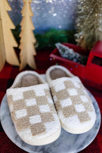 Load image into Gallery viewer, Checkered Plush Slippers
