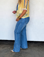 Load image into Gallery viewer, Pearl Denim [Pre-Order]
