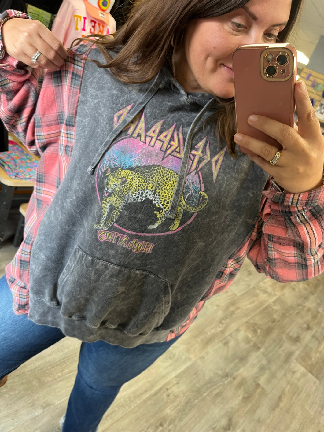 Graphic Hooded Flannel Flirt