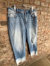 Load image into Gallery viewer, The Loft Denim Straight Crop
