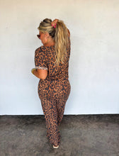 Load image into Gallery viewer, Cheetah Kelsey Pant Sets [Pre-Order]
