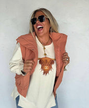 Load image into Gallery viewer, Highland Classic Crew Pullover
