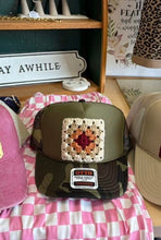 Load image into Gallery viewer, Crochet Otto Hat
